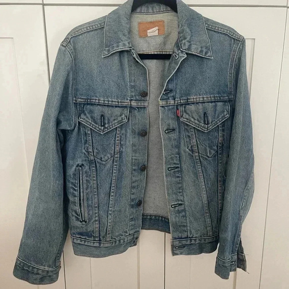 Vintage 80s Levi’s Denim Jacket - Picture 3 of 11